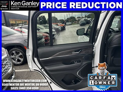 Certified 2024 Jeep Grand Cherokee Overland w/ Trailer Tow Package AWD/4WD image 23