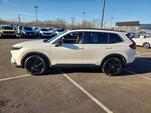 Used 2023 Honda CR-V Sport Touring image 7