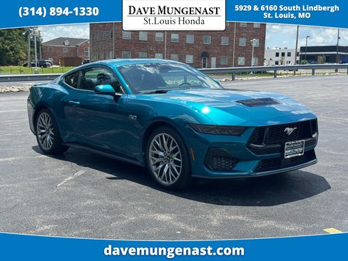 Used 2026 Ford Mustang GT Premium RWD image 1
