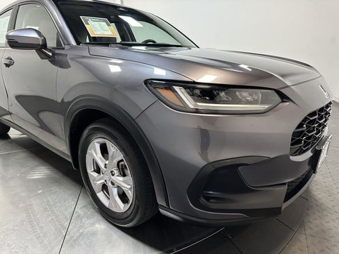 Used 2024 Honda HR-V LX image 3