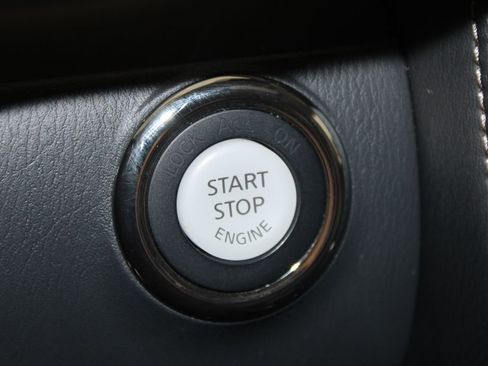 Used 2024 Nissan Armada Platinum w/ Captain's Chairs Package image 46