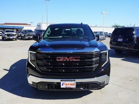 New 2026 GMC Sierra 1500 Pro image 2