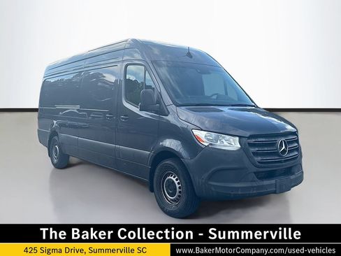 Used 2024 Mercedes-Benz Sprinter 2500 image 1