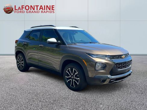 Used 2021 Chevrolet TrailBlazer ACTIV w/ Sun and Liftgate Package AWD/4WD image 3