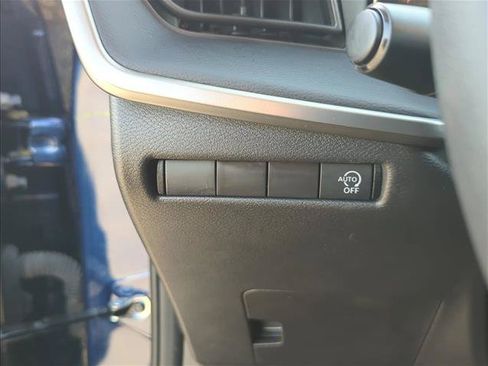 Used 2025 Nissan Kicks S FWD image 14