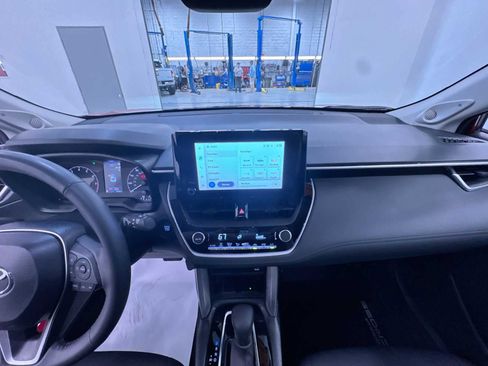 Used 2024 Toyota Corolla Cross LE w/ Moonroof Package AWD/4WD image 23
