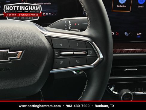 Used 2024 Chevrolet Traverse Z71 w/ Enhanced Driving Package AWD/4WD image 22