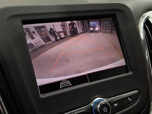 Used 2022 Chevrolet Equinox LS w/ LPO, Floor Liner Package image 17