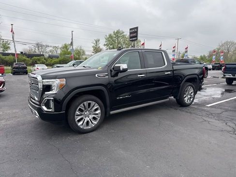 Certified 2022 GMC Sierra 1500 Denali w/ Denali Reserve Package AWD/4WD image 11