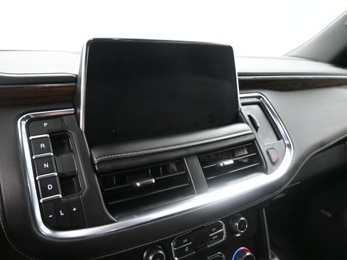 Used 2024 Chevrolet Tahoe Premier w/ Max Trailering Package AWD/4WD image 15