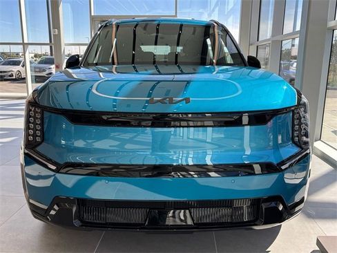 New 2026 Kia EV9 Land w/ Nightfall Edition Package image 2