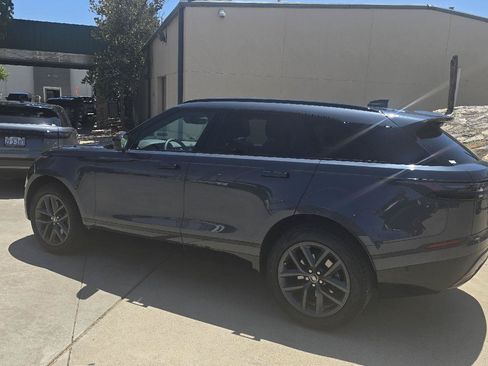 Used 2026 Land Rover Range Rover Velar Dynamic SE AWD/4WD image 2