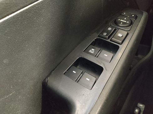 Used 2019 Hyundai Elantra SE w/ Cargo Package FWD image 27