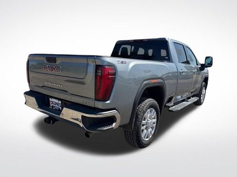 Used 2024 GMC Sierra 2500 SLT w/ SLT Premium Package AWD/4WD image 11