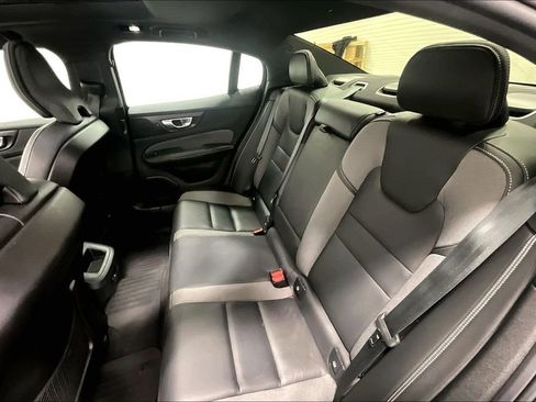 Used 2024 Volvo S60 B5 Plus w/ Protection Package Premier image 35