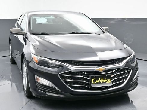 Used 2023 Chevrolet Malibu LS image 4