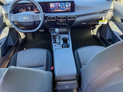 New 2026 Nissan Sentra SV w/ Floor Mat Package FWD image 24