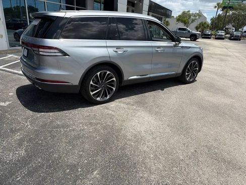 Certified 2023 Lincoln Aviator Reserve w/ Equipment Group 201A RWD image 7