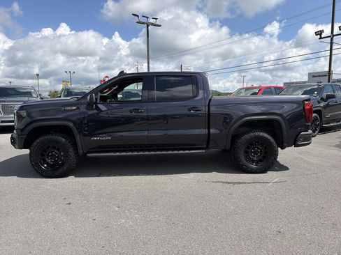 Certified 2026 GMC Sierra 1500 AT4X w/ AT4X AEV Edition AWD/4WD image 12