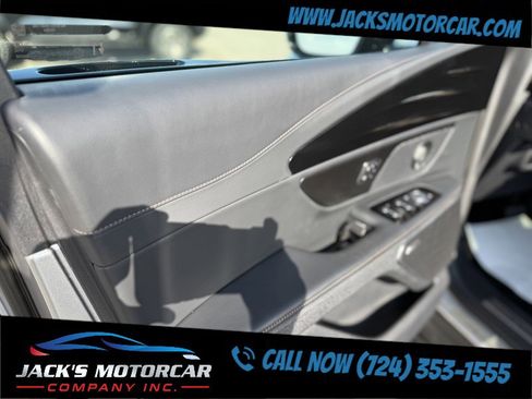 Used 2024 Lincoln Nautilus Reserve w/ Equipment Group 202A image 26