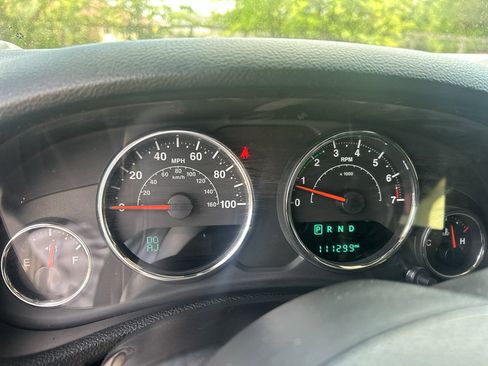 Used 2015 Jeep Wrangler Unlimited Sport w/ Quick Order Package 24S AWD/4WD image 21
