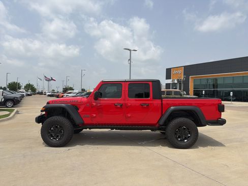 Used 2023 Jeep Gladiator Rubicon w/ LED Lighting Group AWD/4WD image 2