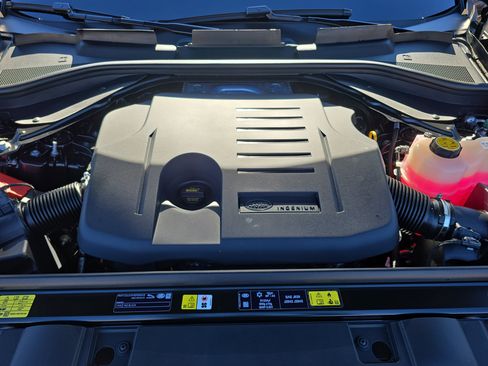 New 2026 Land Rover Range Rover Sport SE image 31