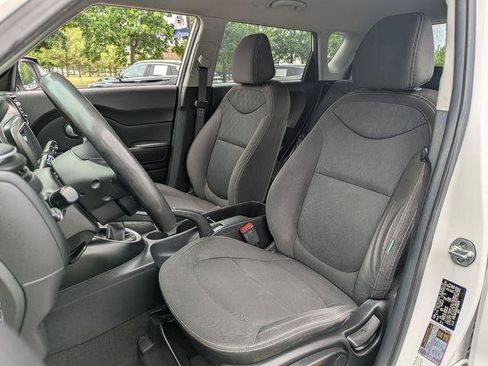 Used 2018 Kia Soul FWD image 20