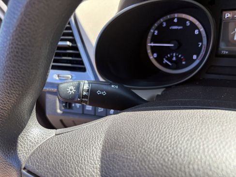 Used 2019 Hyundai Santa Fe XL SE image 34