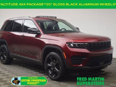 Used 2023 Jeep Grand Cherokee Altitude