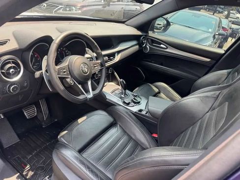 Used 2018 Alfa Romeo Stelvio Ti Sport AWD/4WD image 13