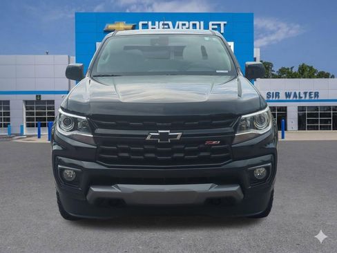 Used 2022 Chevrolet Colorado Z71 w/ Z71 Midnight Edition AWD/4WD image 9