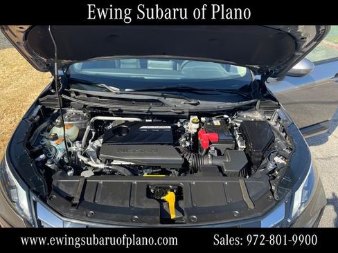 Used 2024 Nissan Rogue SV image 21