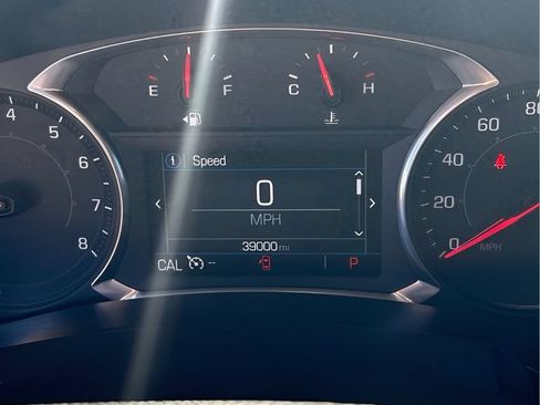 Used 2018 GMC Terrain Denali w/ Advanced Safety Package FWD image 25