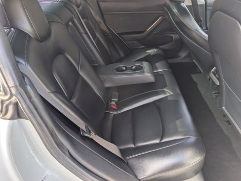 Used 2021 Tesla Model 3 Standard Range Plus RWD image 5