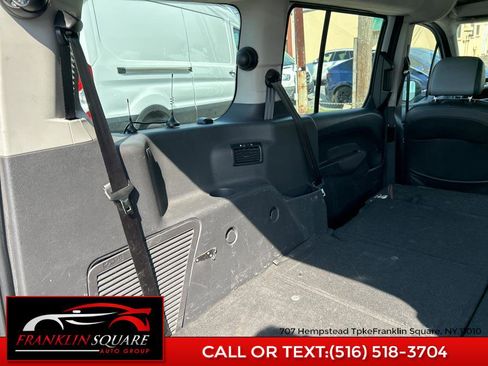Used 2017 Ford Transit Connect XL image 44