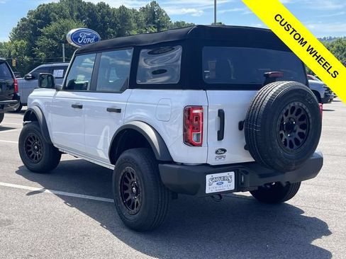New 2025 Ford Bronco 4-Door AWD/4WD image 4