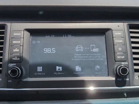 Used 2020 Kia Sedona EX FWD image 17