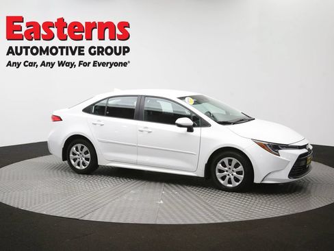 Used 2024 Toyota Corolla LE FWD image 46