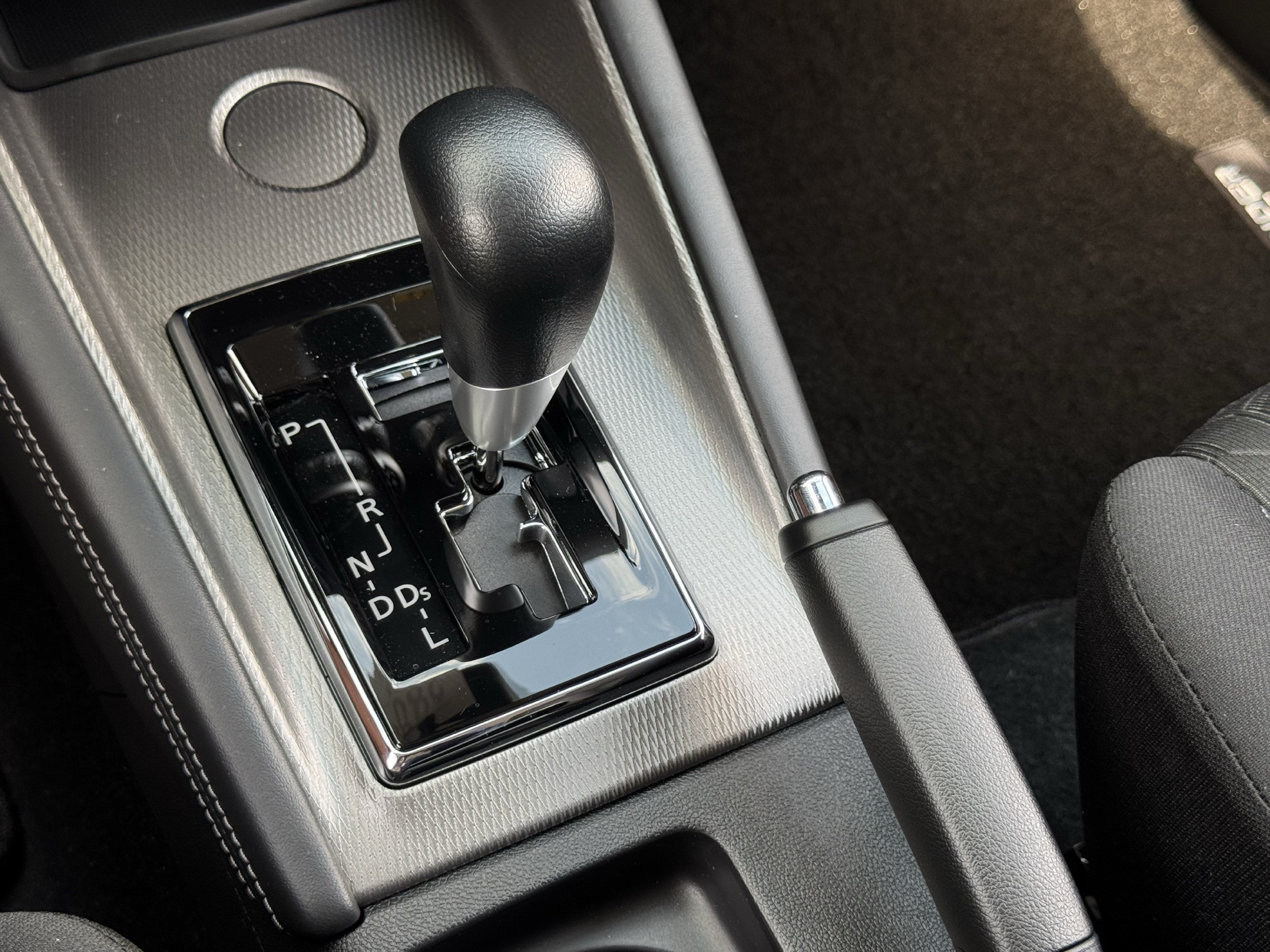 New 2027 Mitsubishi Outlander Sport ES FWD image 16