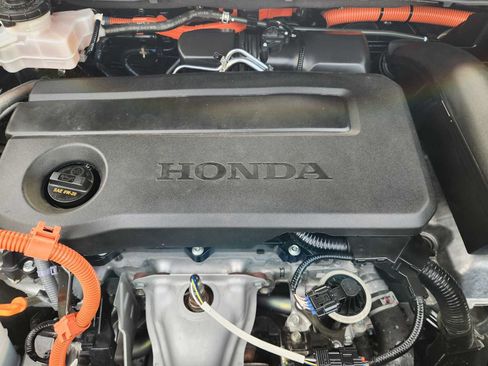 Used 2024 Honda CR-V Sport Touring image 31