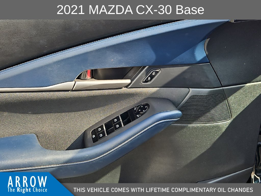 Used 2021 MAZDA CX-30 FWD 2.5 S image 21