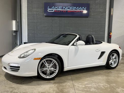 Used 2012 Porsche Boxster RWD image 1
