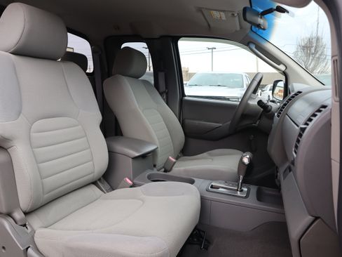 Used 2007 Nissan Frontier XE w/ Preferred Pkg image 24