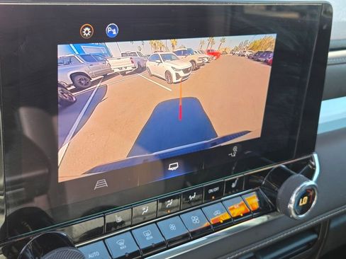 Used 2024 Chevrolet Colorado LT w/ LT Convenience Package III image 21