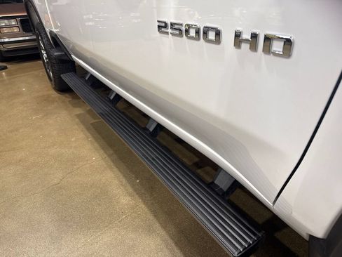 Used 2022 Chevrolet Silverado 2500 Custom w/ Custom Value Package AWD/4WD image 89