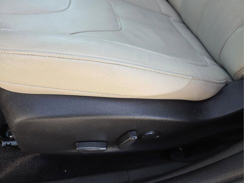 Used 2017 Ford Focus Titanium image 14