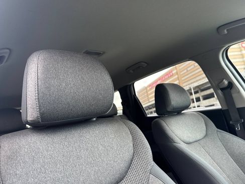 Used 2021 Hyundai Santa Fe SE FWD image 17