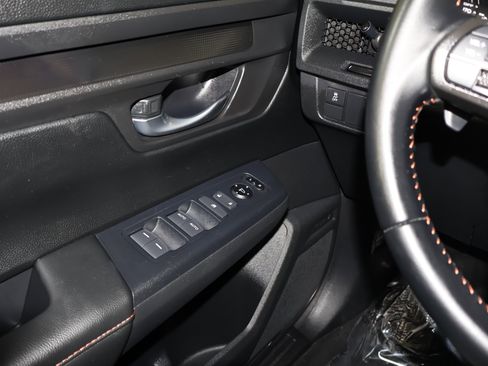 Certified 2025 Honda CR-V Sport image 32