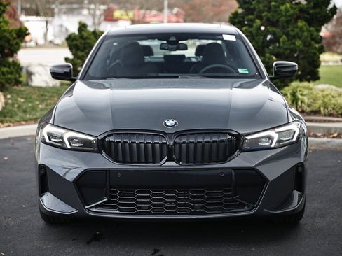 New 2026 BMW 330i Sedan w/ M Sport Package image 13